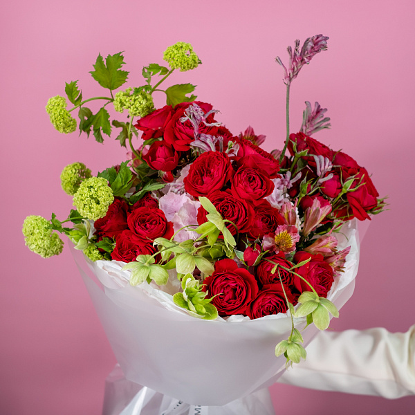 Купить Букет «Скарлетт» в  с бесплатной доставкой: цена, фото, описание