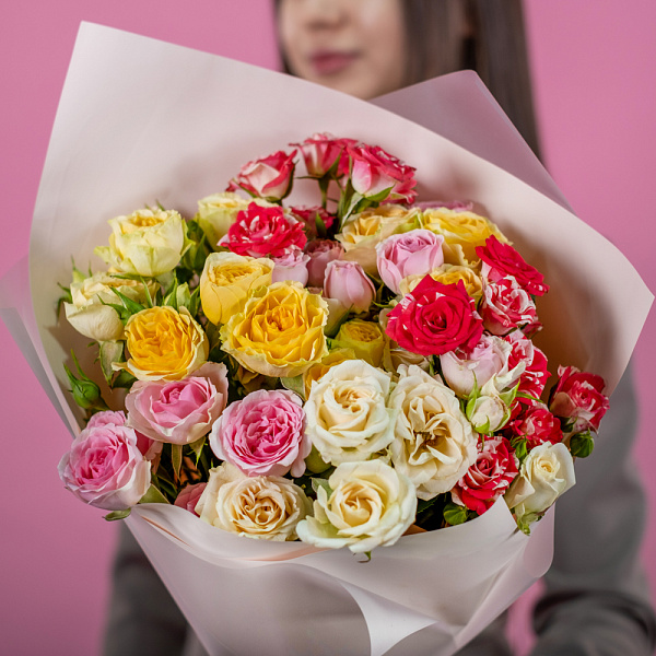 Купить Букет «9 кустовых роз микс» (Кения) в  с бесплатной доставкой: цена, фото, описание