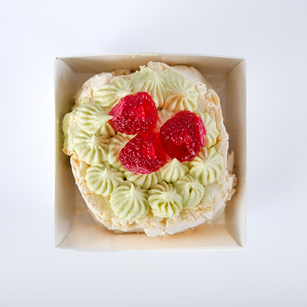 Купить Рулет «Фисташка-малина» 180г. Золотой состав в  с бесплатной доставкой: цена, фото, описание