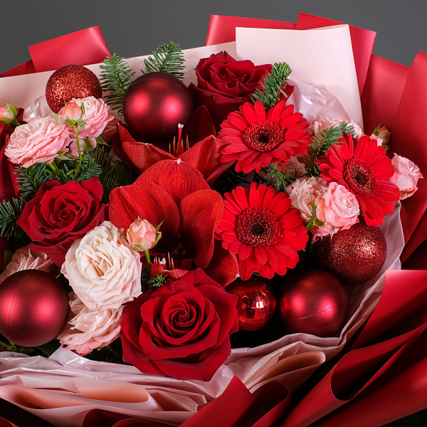 Купить Букет «Зимняя вишня» L в  с бесплатной доставкой: цена, фото, описание