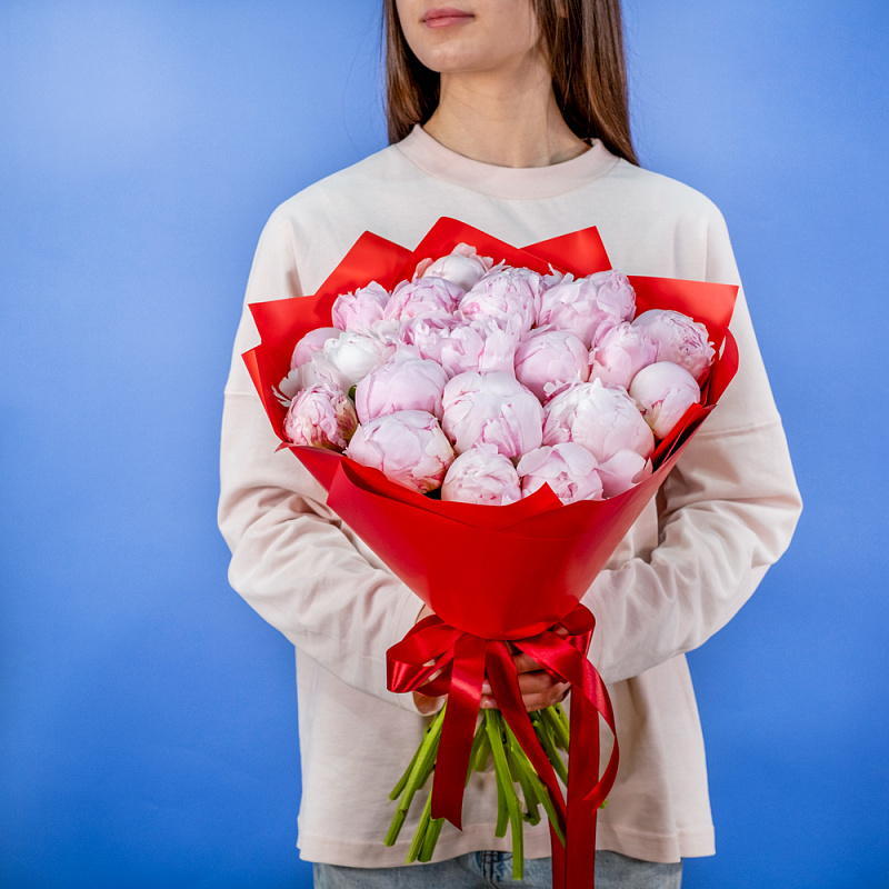 Букет из 21 розового пиона (Премиум)