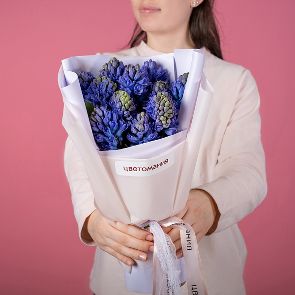 Купить Букет из 11 синих гиацинтов в  с бесплатной доставкой: цена, фото, описание