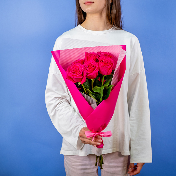 Купить Букет из 6 розовых роз 50 см (Эквадор) в  с бесплатной доставкой: цена, фото, описание