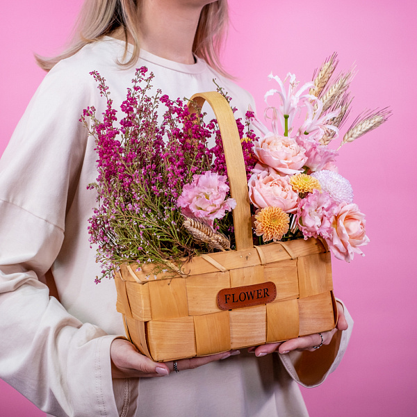 Купить Композиция в корзине «Чистая душа» в  с бесплатной доставкой: цена, фото, описание