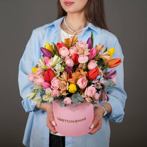 Купить Композиция в коробке «Цветущая весна» в  с бесплатной доставкой: цена, фото, описание