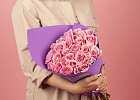 Купить Букет из 25 розовой розы 40 см (Россия) в Санкт-Петербурге с бесплатной доставкой: цена, фото, описание