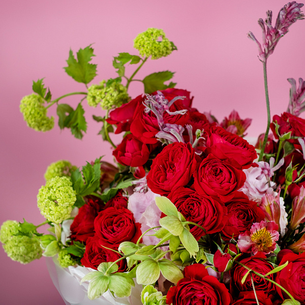 Купить Букет «Скарлетт» в  с бесплатной доставкой: цена, фото, описание