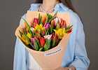 Купить Букет из 25 тюльпанов микс в  с бесплатной доставкой: цена, фото, описание