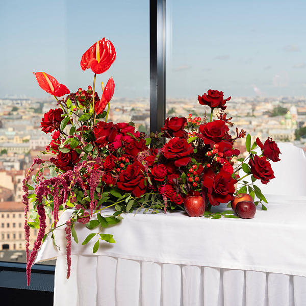 Купить Свадебное оформление «Страстный танец» в  с бесплатной доставкой: цена, фото, описание