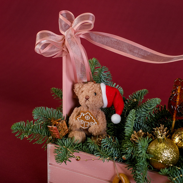 Купить Композиция «Сладости и радости» в  с бесплатной доставкой: цена, фото, описание