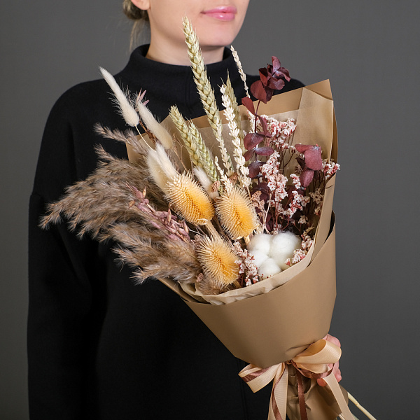 Купить Букет с сухоцветами «Танец полей» в  с бесплатной доставкой: цена, фото, описание