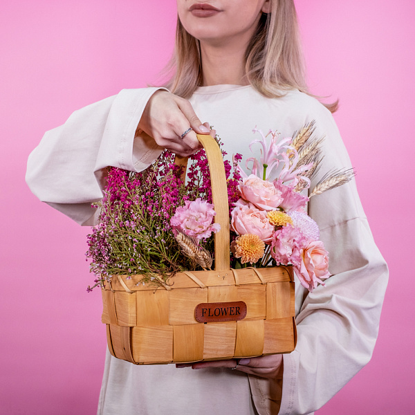 Купить Композиция в корзине «Чистая душа» в  с бесплатной доставкой: цена, фото, описание