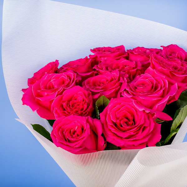 Купить Букет из 13 розовых роз 50 см (Эквадор) в  с бесплатной доставкой: цена, фото, описание