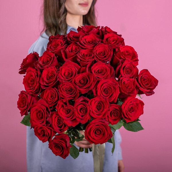 Купить Красная роза (Эквадор) 50 см в  с бесплатной доставкой: цена, фото, описание