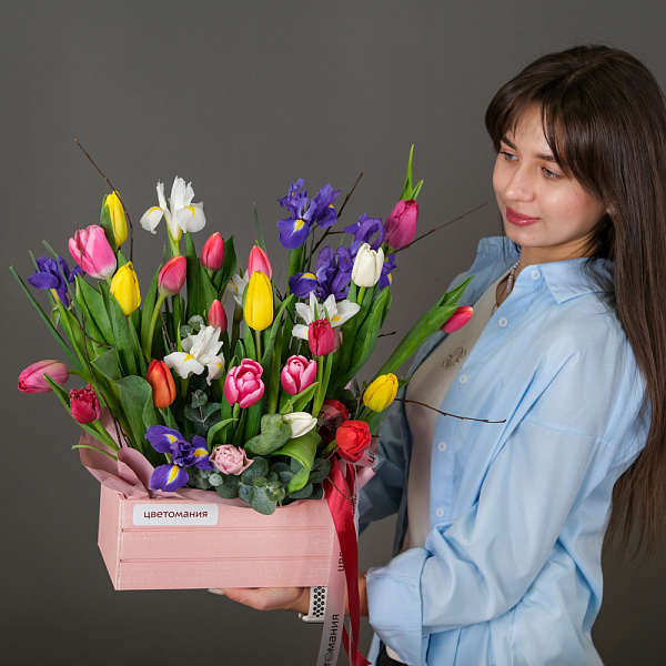 Купить Композиция в ящике «Весенний микс» в  с бесплатной доставкой: цена, фото, описание