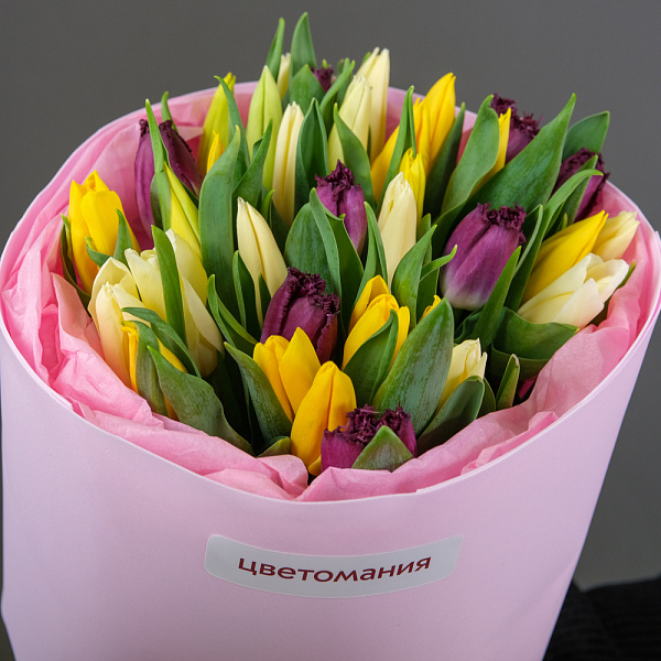 Купить Букет 35 тюльпанов микс в  с бесплатной доставкой: цена, фото, описание