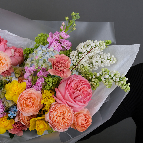 Купить Букет «Радость» в  с бесплатной доставкой: цена, фото, описание