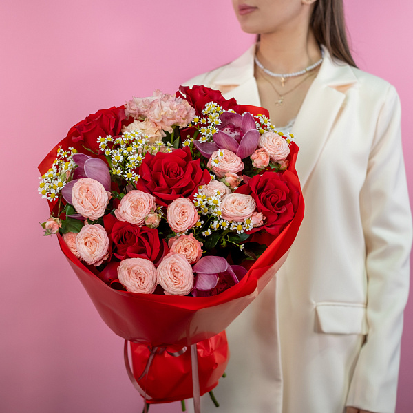 Купить Букет «Горячий шик» в  с бесплатной доставкой: цена, фото, описание