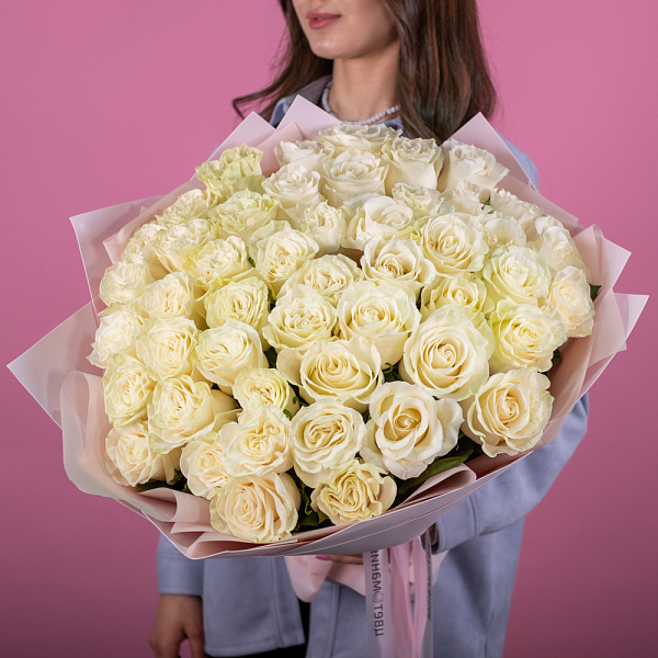 Букет из 51 белой розы 40-50 см (Эквадор) 1 Купить Букет из 51 белой розы 40-50 см (Эквадор) в  с бесплатной доставкой: цена, фото, описание