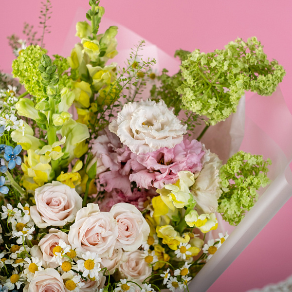 Купить Букет «Палисадник» в  с бесплатной доставкой: цена, фото, описание