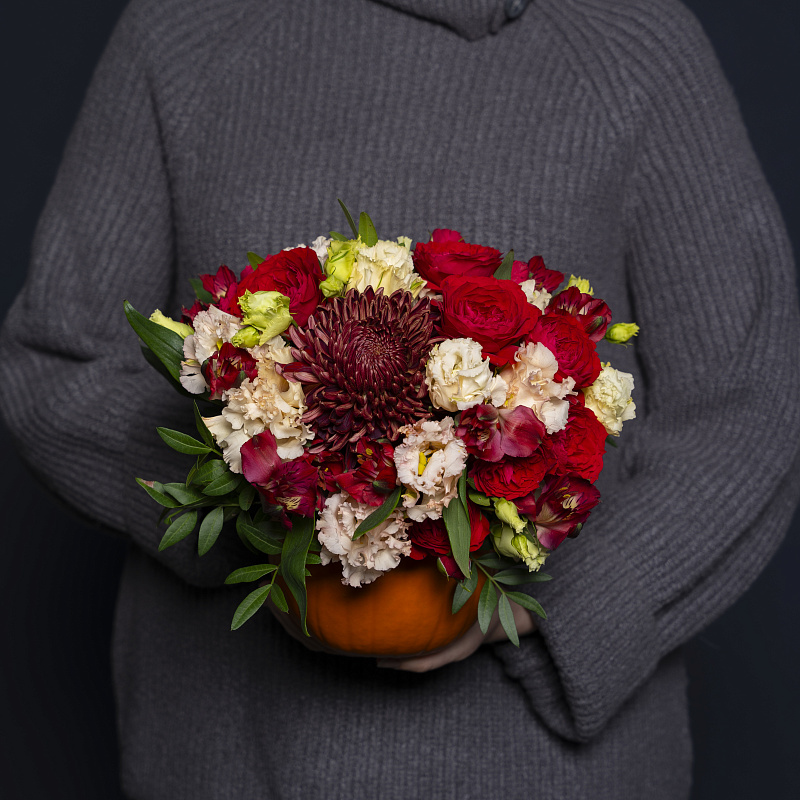 Композиция в тыкве «В гостях у осени»