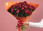 Купить Букет из 25 бордовых пионов (Премиум) в  с бесплатной доставкой: цена, фото, описание