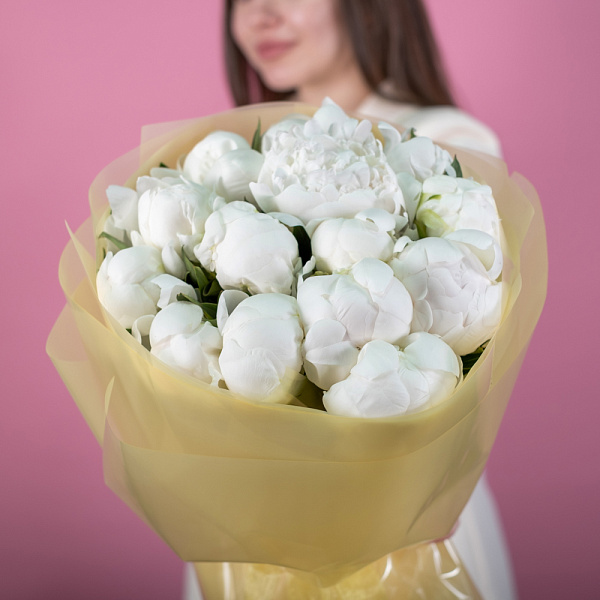 Купить Букет из 15 белых пионов (Премиум) в  с бесплатной доставкой: цена, фото, описание