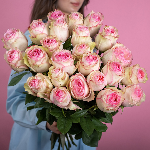 Купить Роза Эсперанс 70 см (Эквадор) поштучно в  с бесплатной доставкой: цена, фото, описание