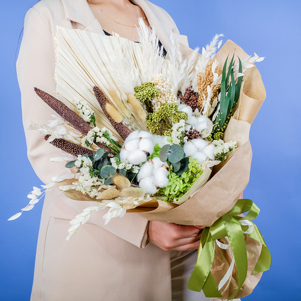 Купить Букет из сухоцветов «Шепот листьев» в  с бесплатной доставкой: цена, фото, описание