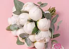 Купить Букет невесты из белых пионов с эвкалиптом в  с бесплатной доставкой: цена, фото, описание
