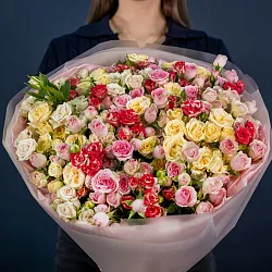Букет «51 кустовая роза микс» (Кения) Купить Букет «51 кустовая роза микс» (Кения) в с бесплатной доставкой: цена, фото, описание