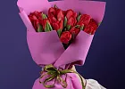 Купить Букет 25 красных тюльпанов в  с бесплатной доставкой: цена, фото, описание