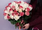 Купить Букет «51 белая и розовая роза Premium»  (Эквадор) в  с бесплатной доставкой: цена, фото, описание